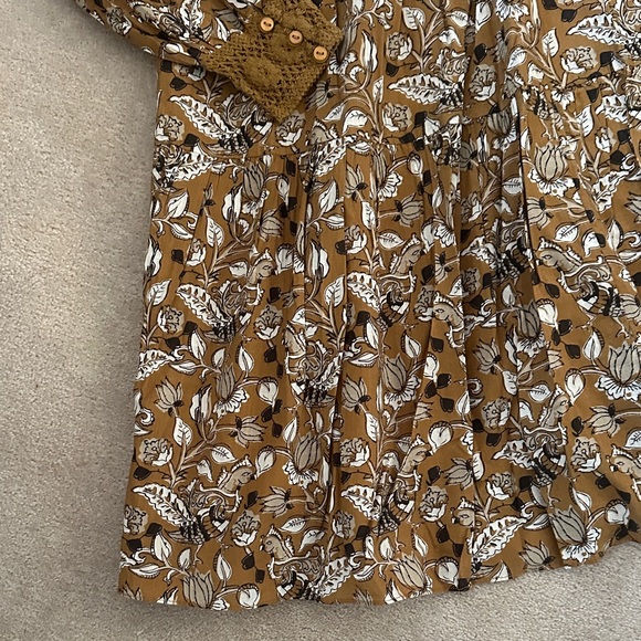 Anthropologie Floral Long-Sleeve V-Neck Dress in Mustard! - Picture 5 of 10